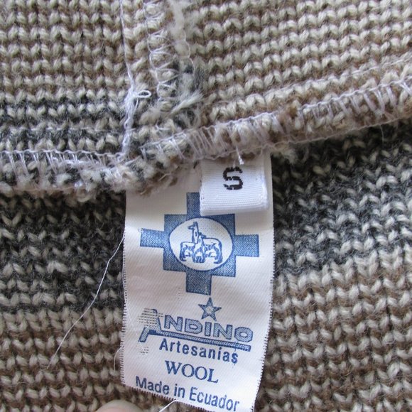 Warm Wool Sweater - Picture 5 of 5